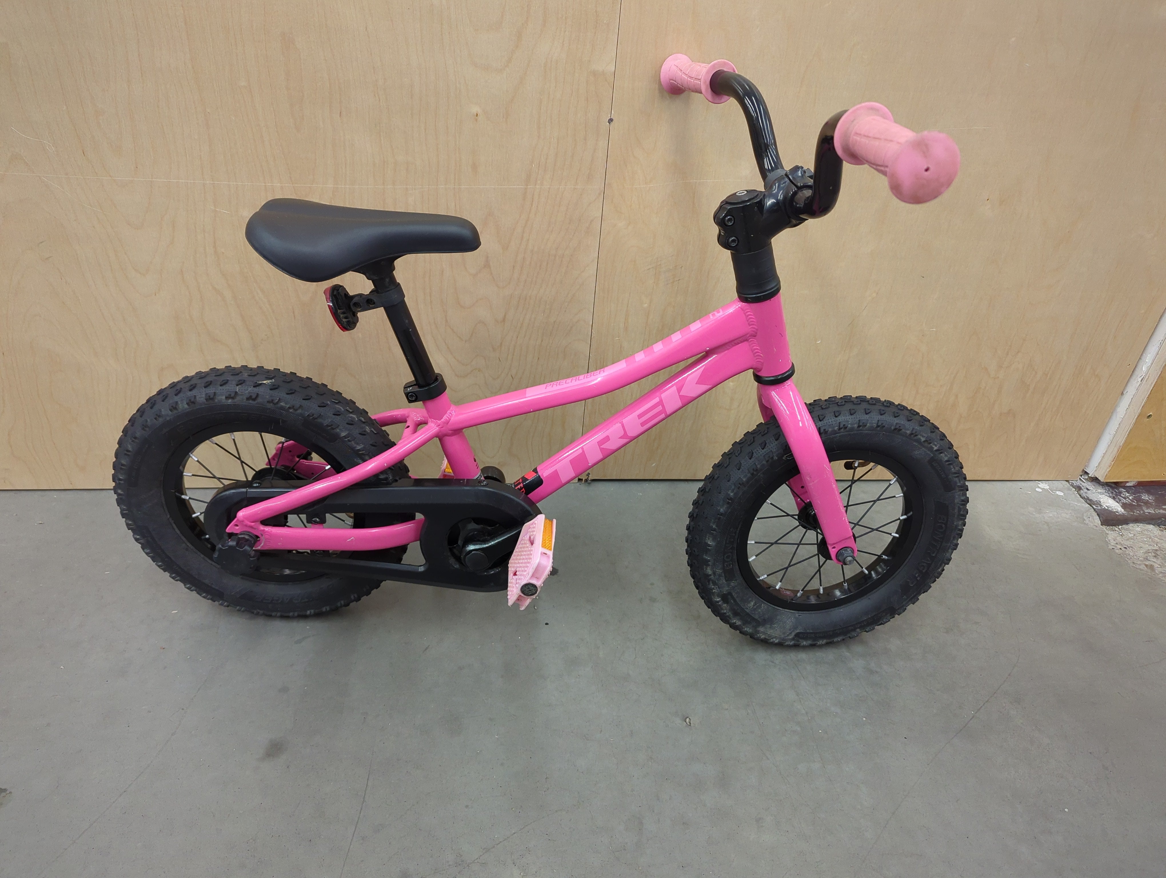 Used kids bike hot sale