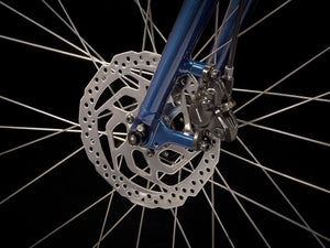 Shop Trek Verve 3 Disc Bike 2022 Mulsanne Blue Edmonton Canada Store