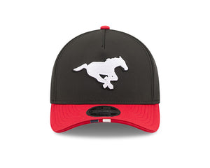 New Era Men's CFL Calgary Stampeders Sideline '26 940 M-Crown Hat Black/Red