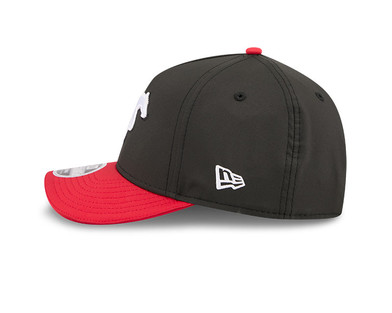 New Era Men's CFL Calgary Stampeders Sideline '26 940 M-Crown Hat Black/Red