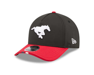 New Era Men's CFL Calgary Stampeders Sideline '26 940 M-Crown Hat Black/Red