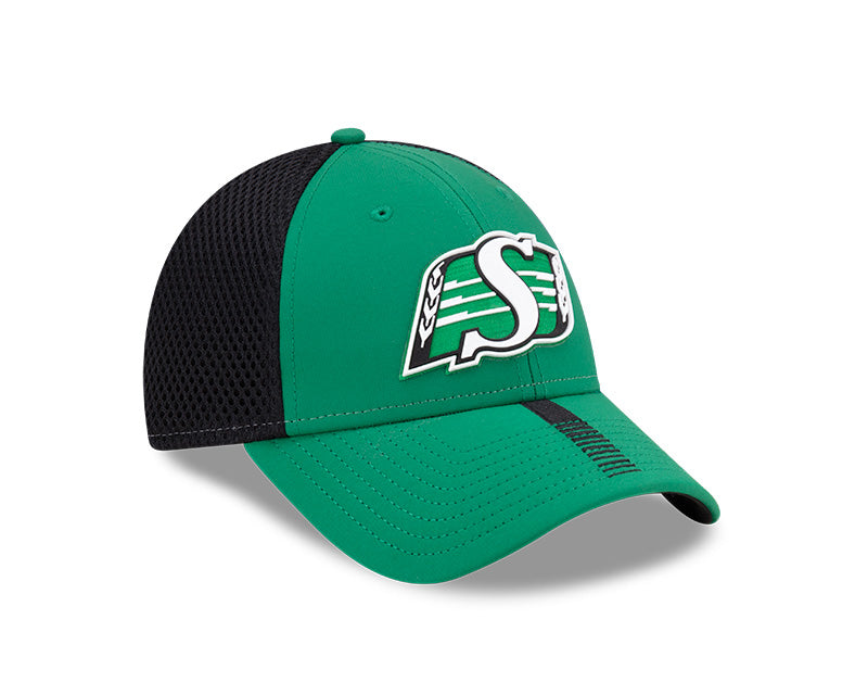 New Era Men's CFL Saskatchewan Roughriders Sideline '24 9FORTY Cap Green/Black