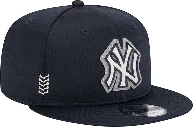 New Era Men's MLB New York Yankees Clubhouse 24 9FIFTY Cap