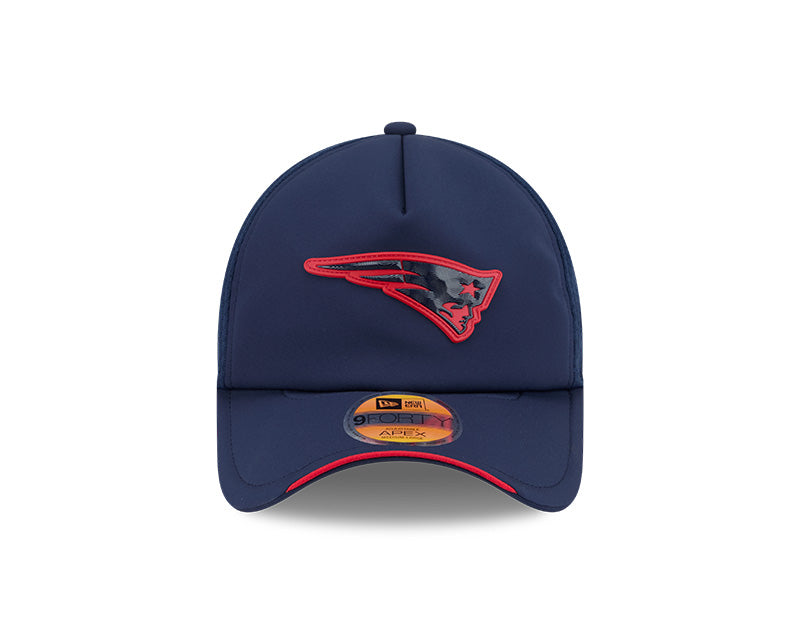 New Era Men's NFL New England Patriots Sideline '26 9FORTY Apex Hat