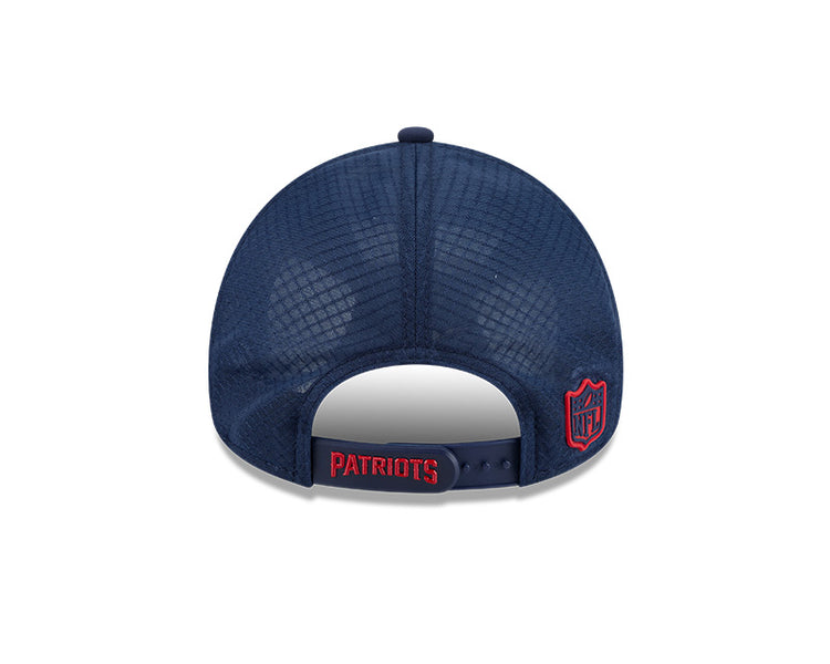 New Era Men's NFL New England Patriots Sideline '26 9FORTY Apex Hat