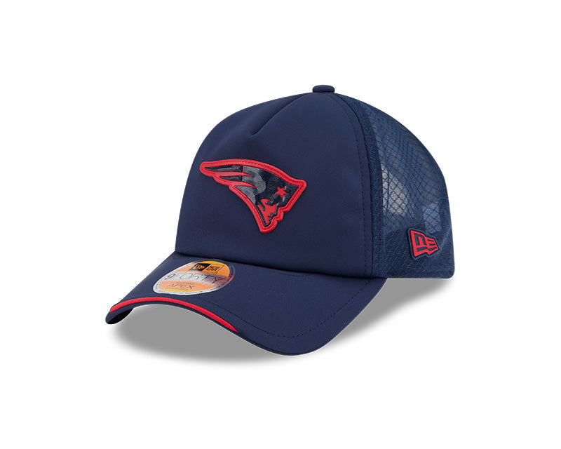 New Era Men's NFL New England Patriots Sideline '26 9FORTY Apex Hat