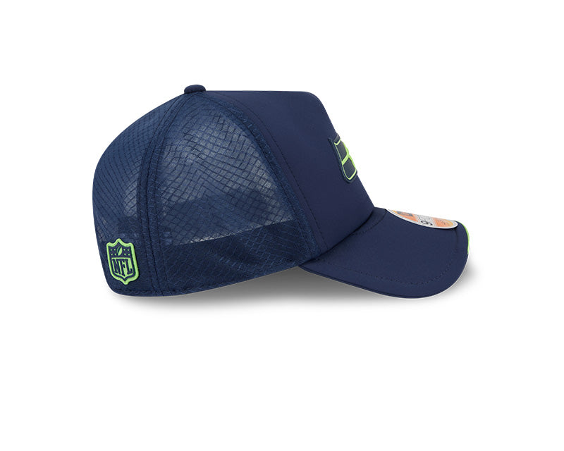 New Era Men's NFL Seattle Seahawks Sideline '26 9FORTY Apex Hat