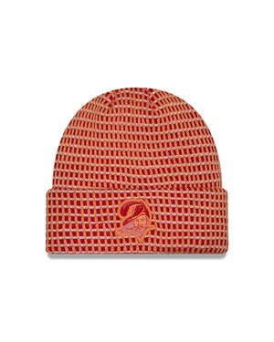 New Era Men's NFL Tampa Bay Buccaneers Sideline '26 Cuffed Knit Toque