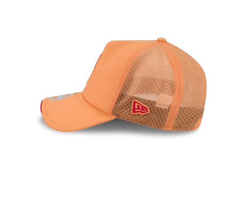 New Era Men's NFL Tampa Bay Buccaneers Sideline '26 9FORTY Apex Hat