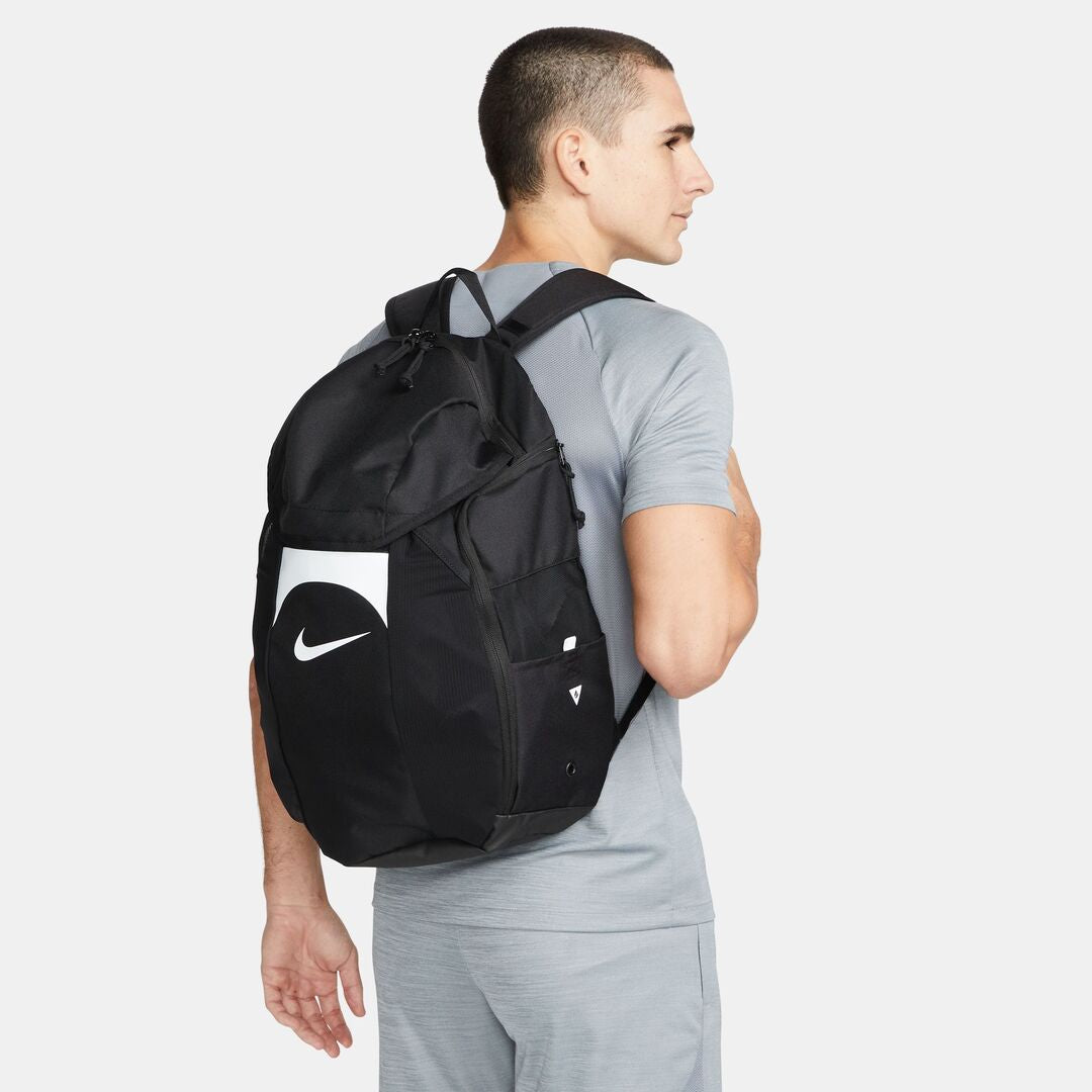 Nike backpacks academy sports hotsell