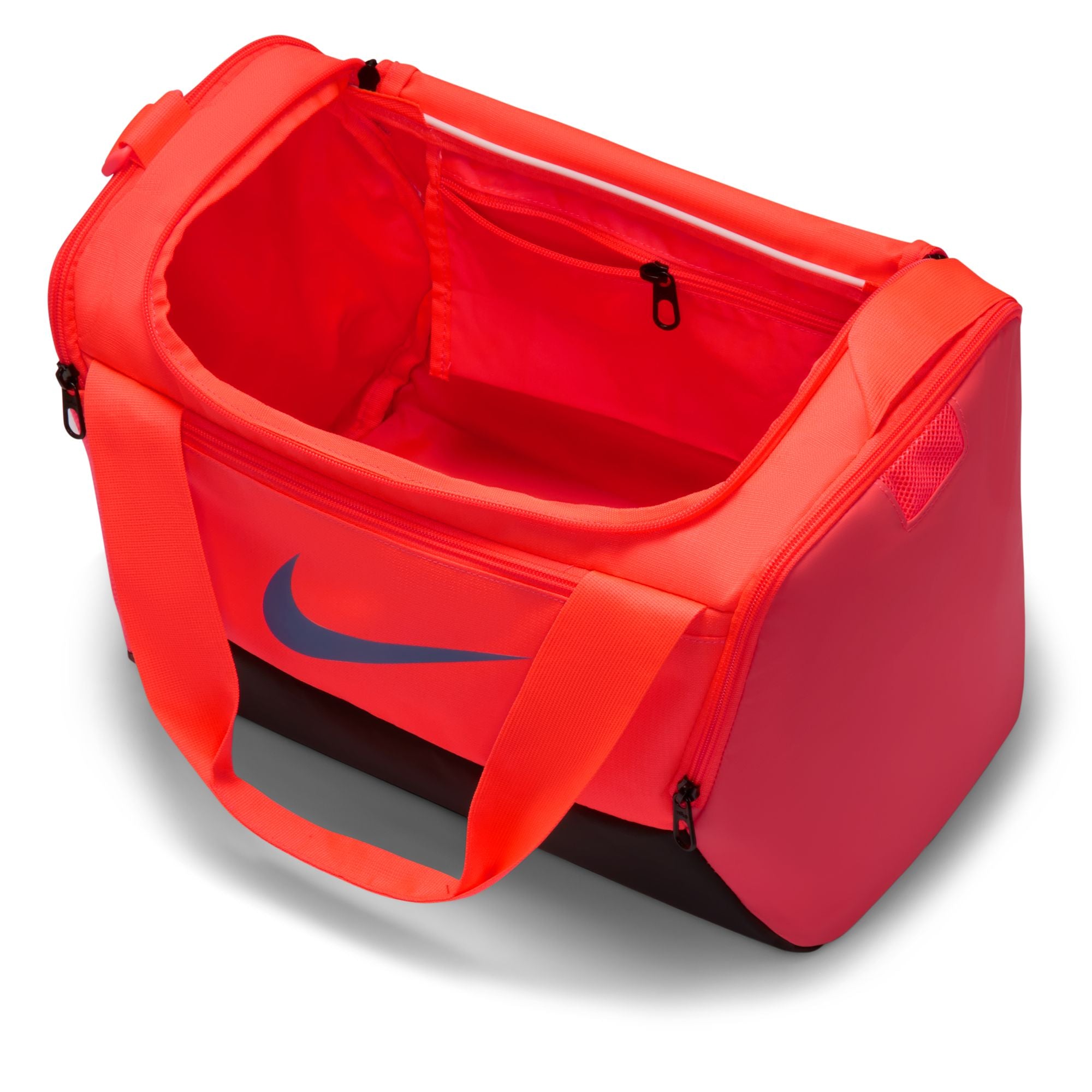 Nike Brasilia Duffle Bag X-Small 25L HOT LAVA/BLACK/DIFFUSED BLUE
