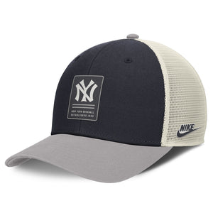 Nike Men's MLB New York Yankees Rise ST Adj Coop Trucker Cap