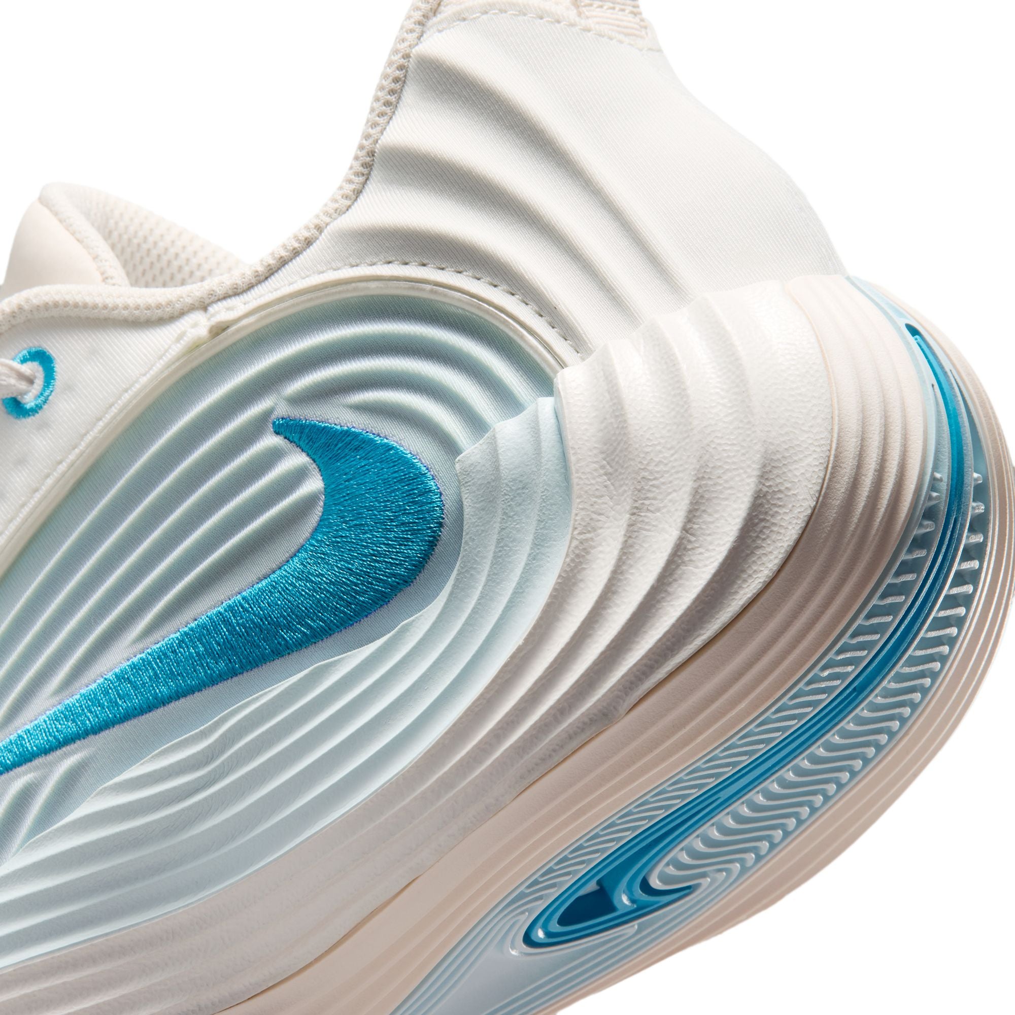 Nike Senior Giannis Immortality 5 Basketball Shoe SAIL/LT CURRENT BLUE-GLACIER BLUE-CHALK
