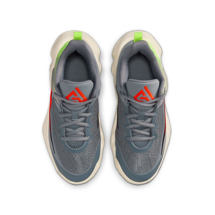 Nike Junior Giannis Immortality 4 Basketball Shoes dark raisin/crimson