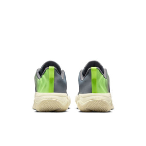 Nike Junior Giannis Immortality 4 Basketball Shoes dark raisin/crimson