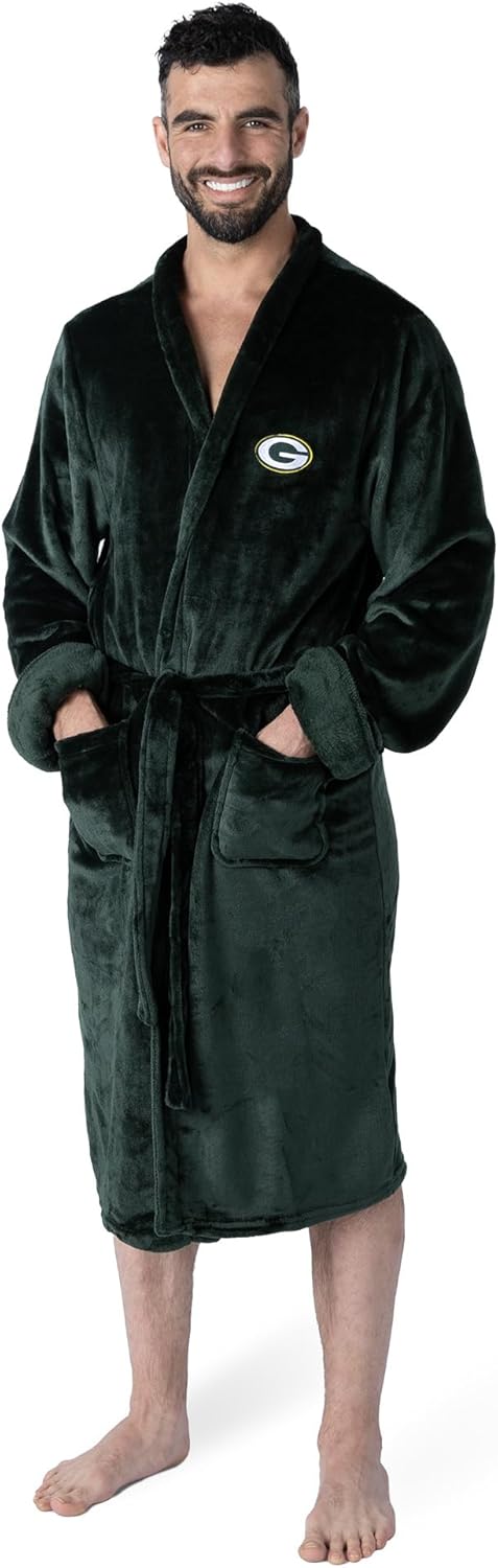 Northwest NFL Green Bay Packers Silk Touch Bathrobe