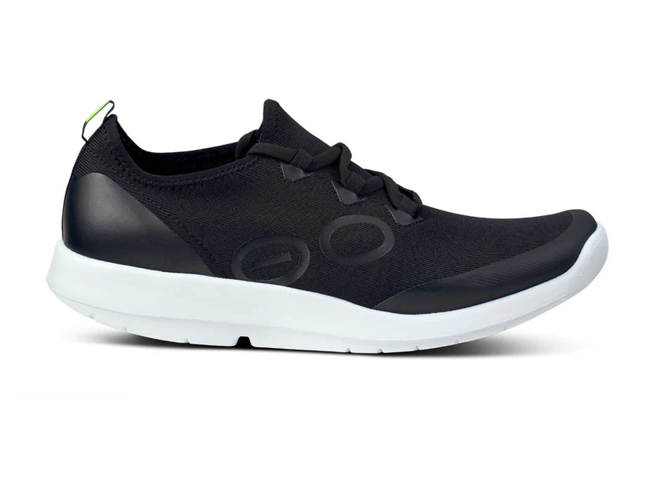OOFOS Men's OOMG Sport Lace Shoe Black/White