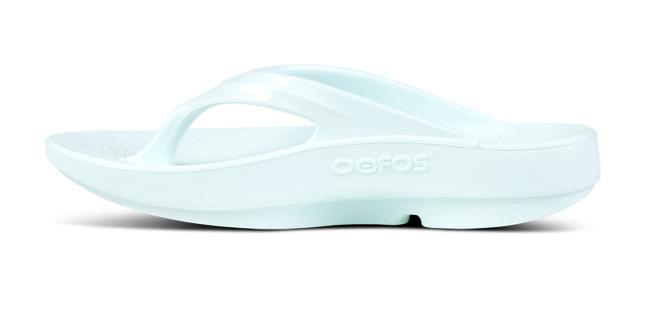 OOFOS Women's OOlala Sandal Ice