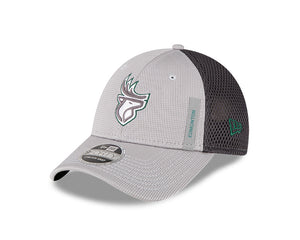 Shop New Era Men's CFL Edmonton Elks Sideline '23 9FORTY Cap Grey Edmonton Canada Store