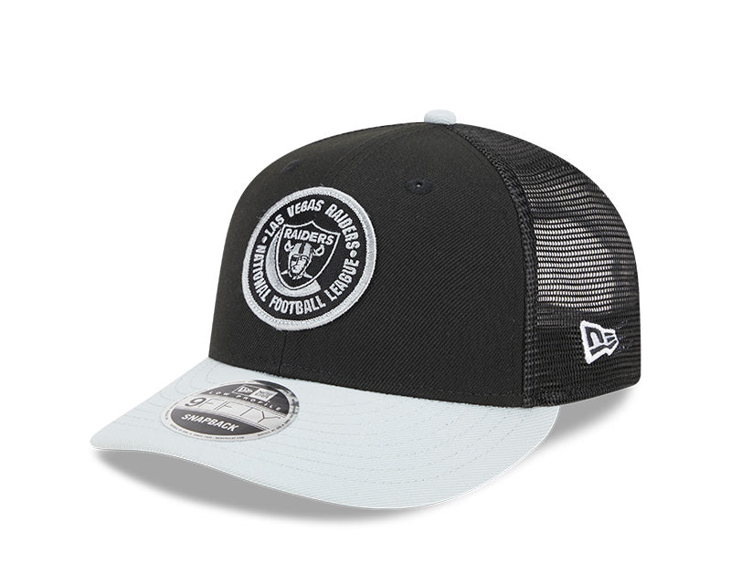 Shop New Era Men's NFL Las Vegas Raiders Sideline 9FIFTY LP Cap Black/Silver Edmonton Canada Store