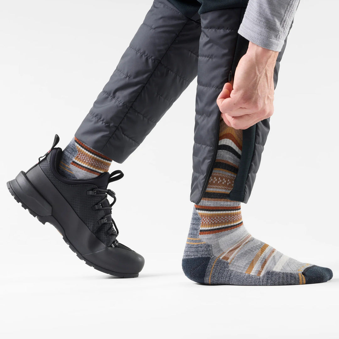 Smartwool Men's Hike Light Cushion Panorama Crew Sock Light Gray
