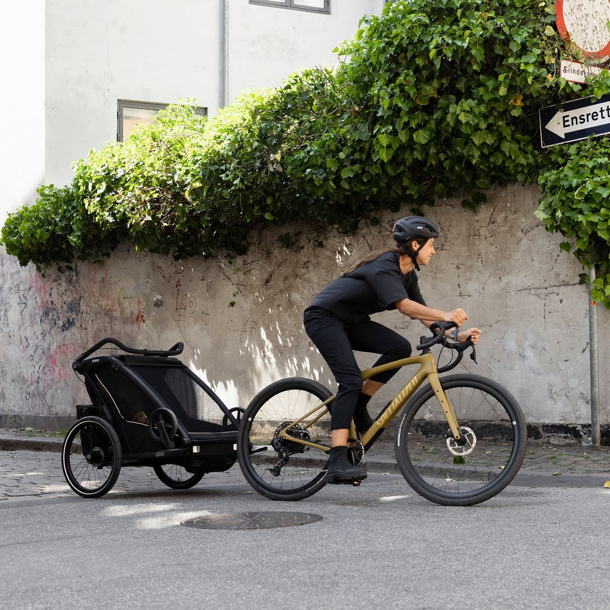 Thule Chariot Sport 2 Child Trailer Black Double