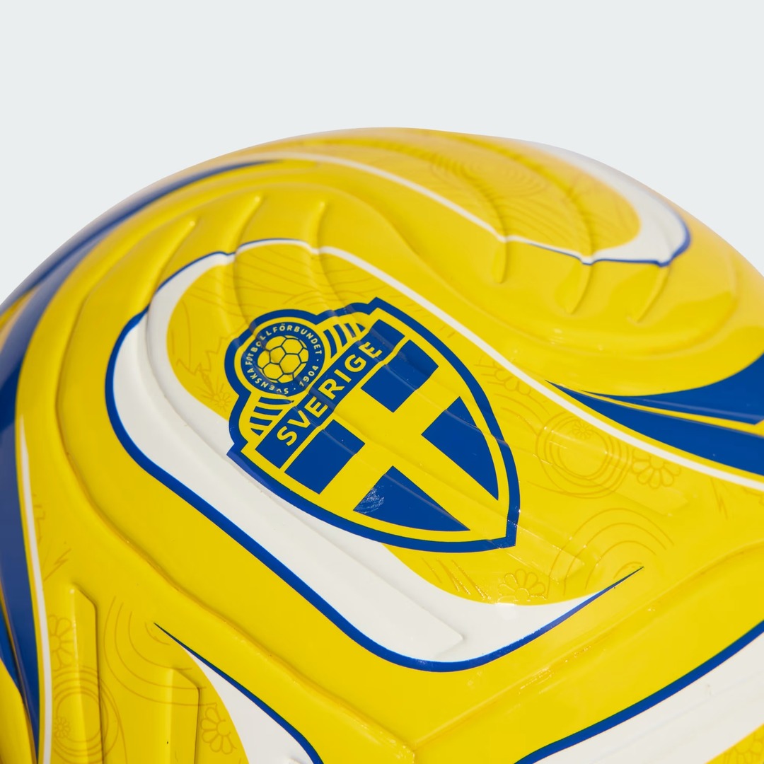 adidas World Cup 26 Trionda Sweden Home Mini Soccer Ball Yellow/royal/white