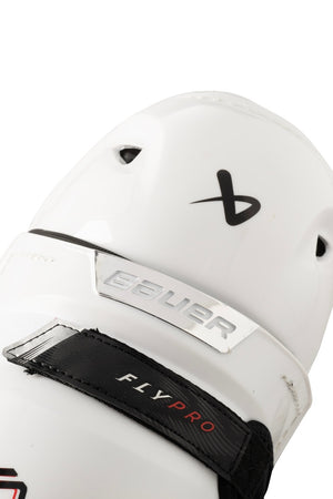 Bauer Junior Vapor FLYPRO Hockey Player Shin Guards white