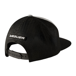 BAUER Senior 5 Panel Flat Brim Snapback Black Hat black/grey