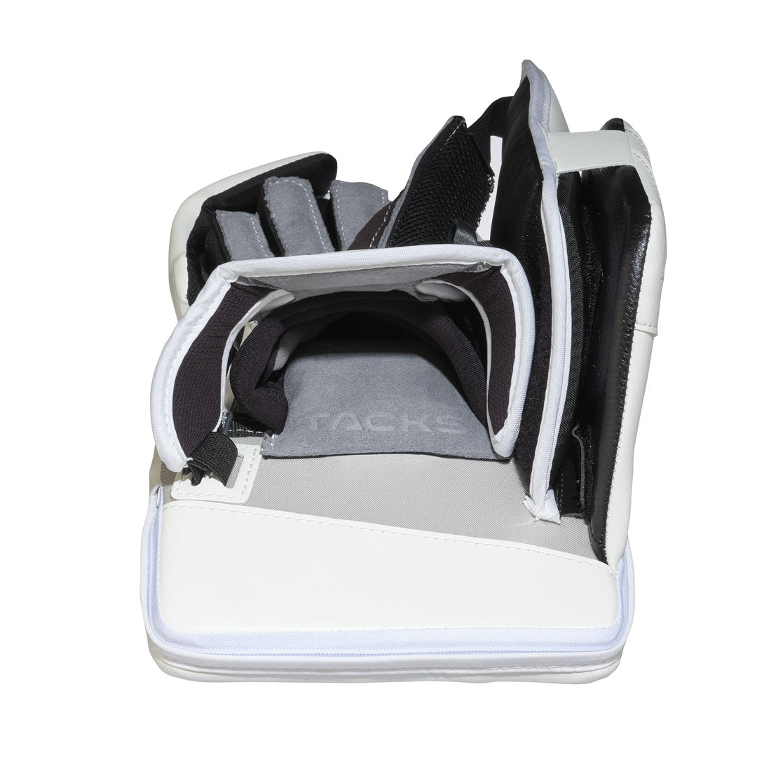 CCM Intermediate Tacks Goalie Blocker white