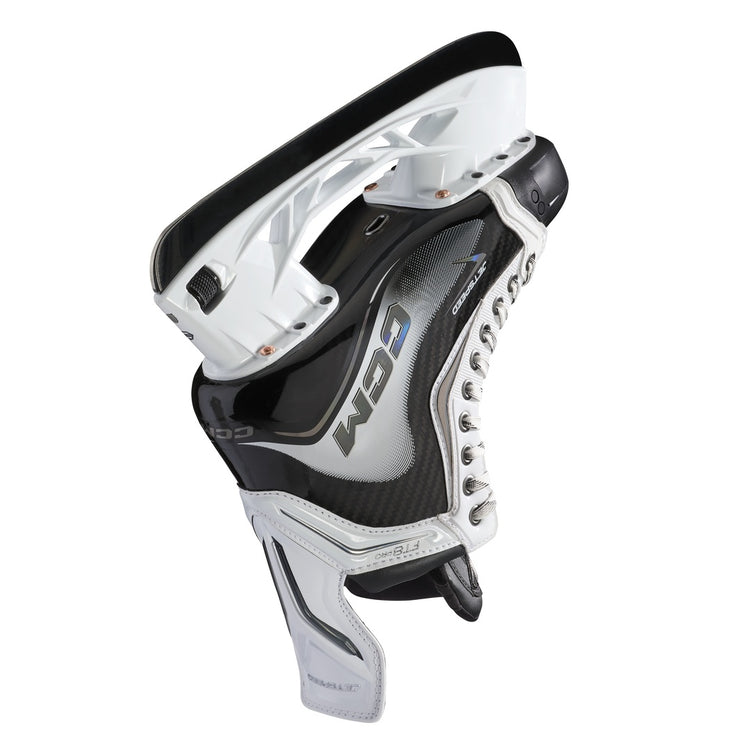 CCM Senior JETSPEED FT8 Pro White Hockey Skates black/ white