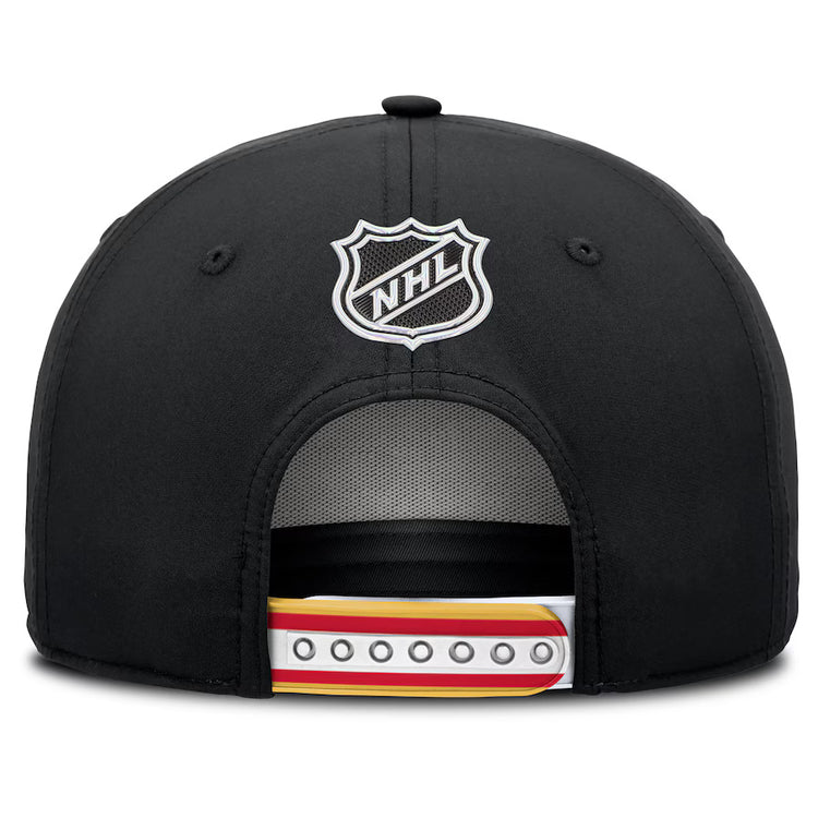 American Needle Casquette réglable à clipser NHL Chicago Blackhawks en laine des années 400 Rouge/noir, Rouge/noir., One Size