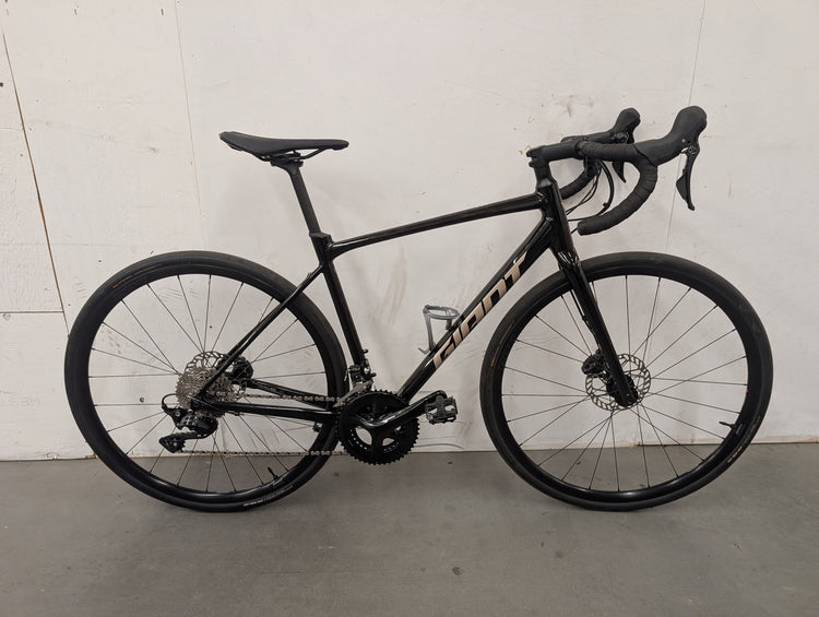 Giant Contend AR 1 Black Medium USED Gravel Bike