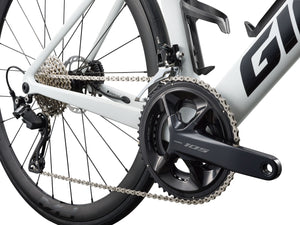 Giant Propel Advanced 2 Aero Race Bike 2027 White