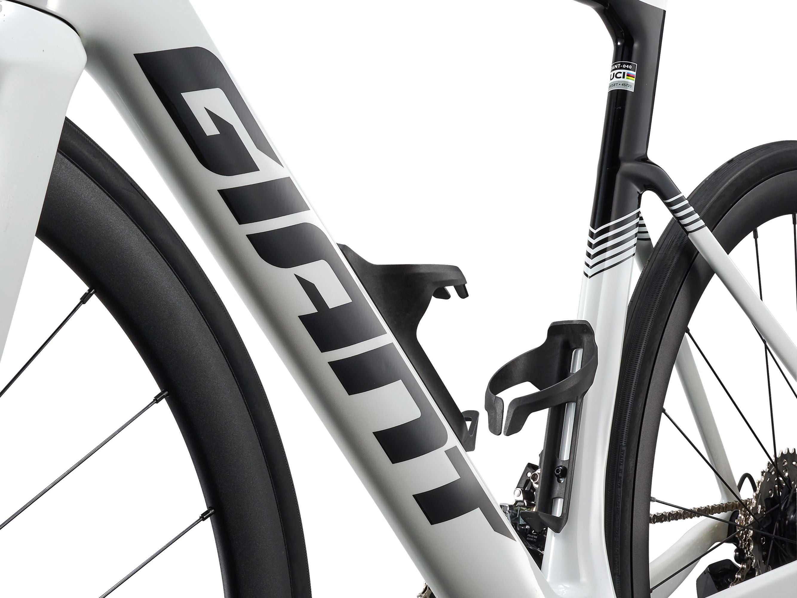 Giant Propel Advanced 2 Aero Race Bike 2027 White