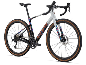 Giant Revolt Advanced 0 SE Gravel Bike 2026 Radio Spectrum 