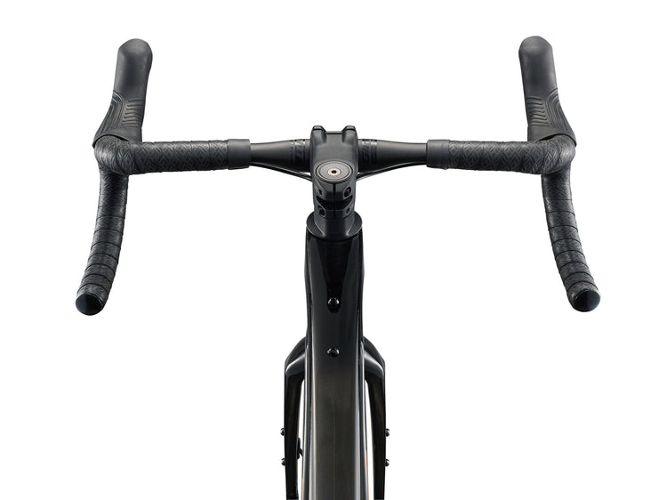Giant Revolt Advanced 2 Gravel Bike 2026 Carbon