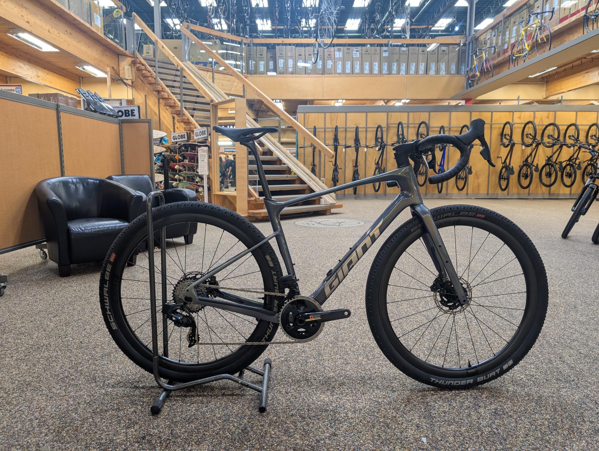 Giant Revolt Advanced Pro Gravel DEMO Bike 2025 - Main Image