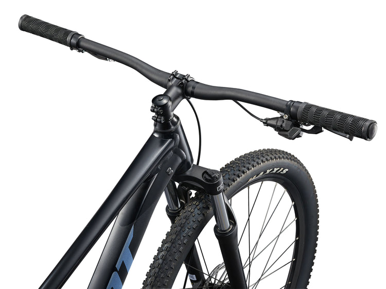 Giant Talon 4 Hardtail Trail Bike 2026 Black 