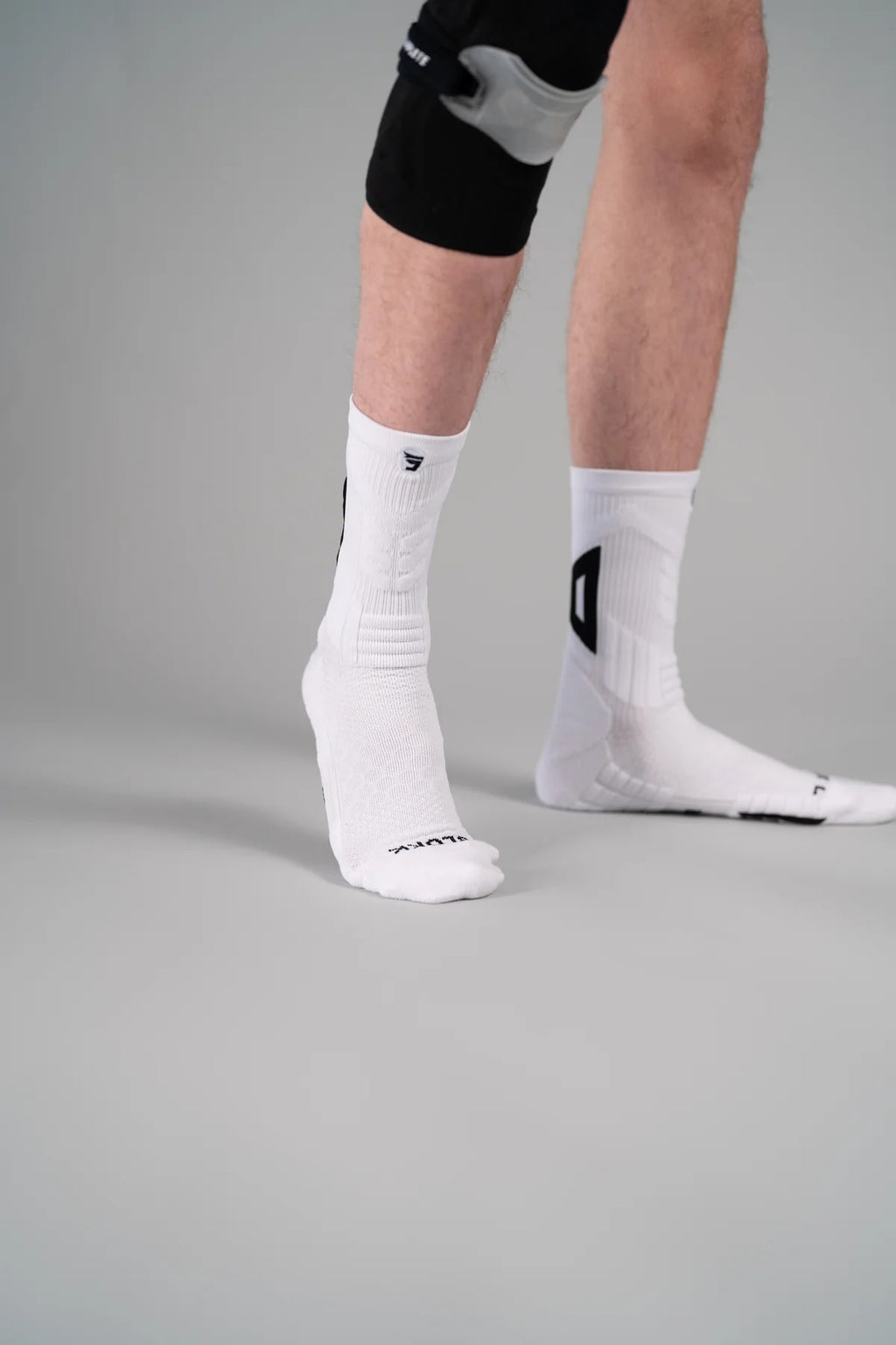 Jumplete Attakk Volleyball Socks white/black