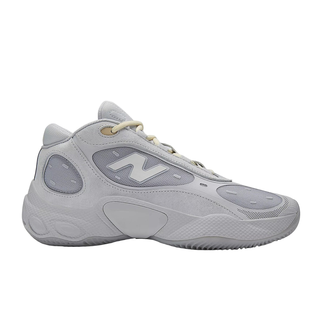 New Balance Senior Fresh Foam BB V3 Basketball Shoes pearl grey calcium gold