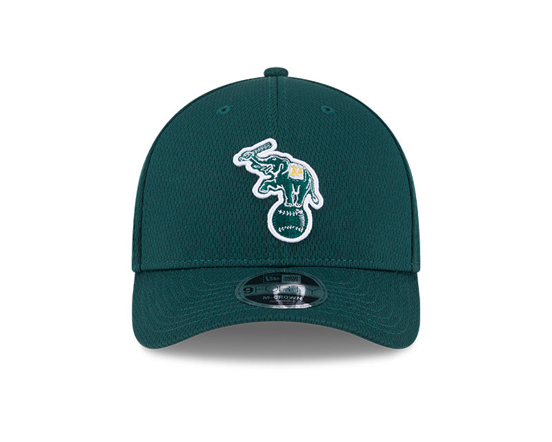 New Era Men's MLB Oakland Athletics Clubhouse '25 9FORTY MC Hat green
