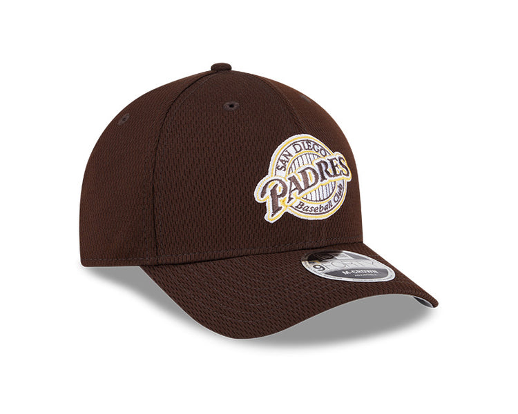 New Era Men's MLB San Diego Padres Clubhouse '25 9FORTY MC Hat brown