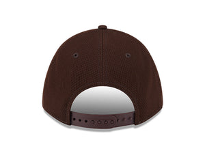New Era Men's MLB San Diego Padres Clubhouse '25 9FORTY MC Hat brown