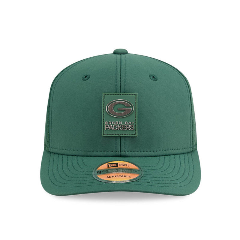 New Era Men's NFL Green Bay Packers Sideline '25 970 Trucker Hat Green