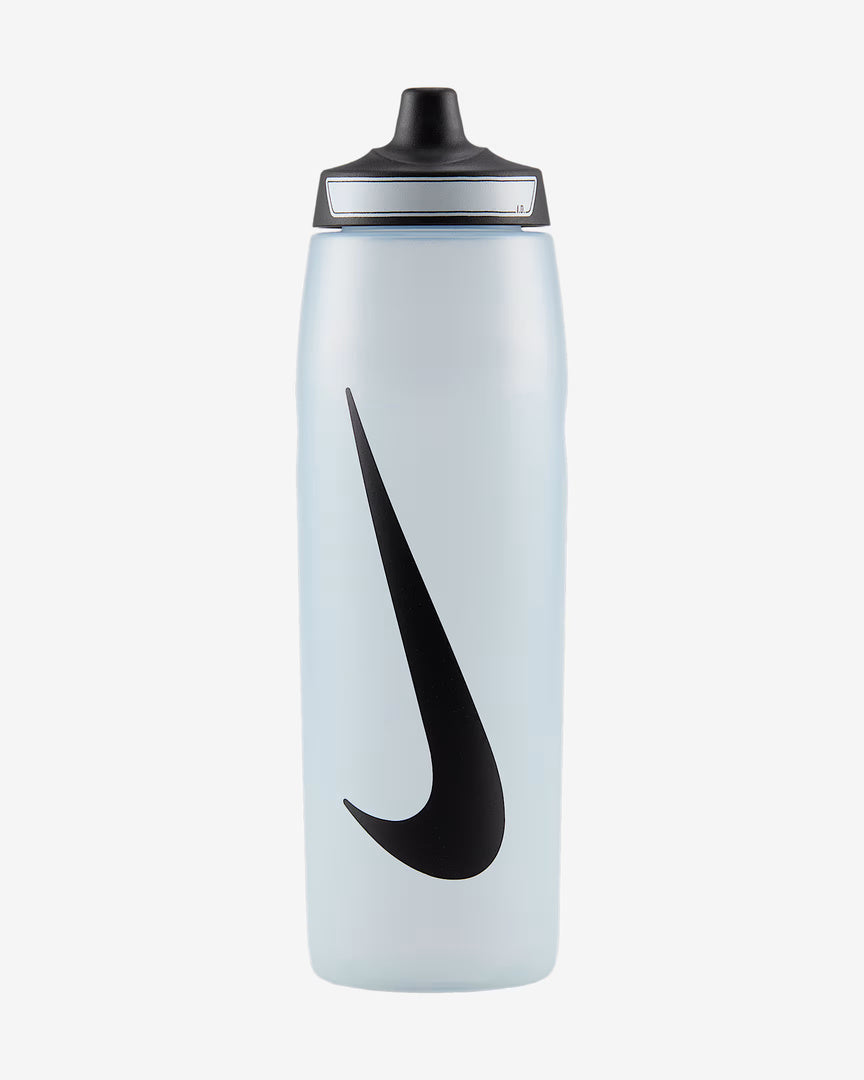 Nike 32 oz Refuel Bottle clear