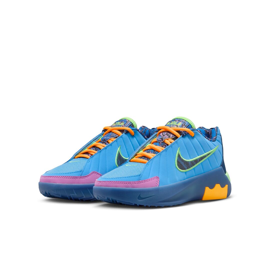 Nike Junior LeBron Jade SE Basketball Shoe blue/navy/multi