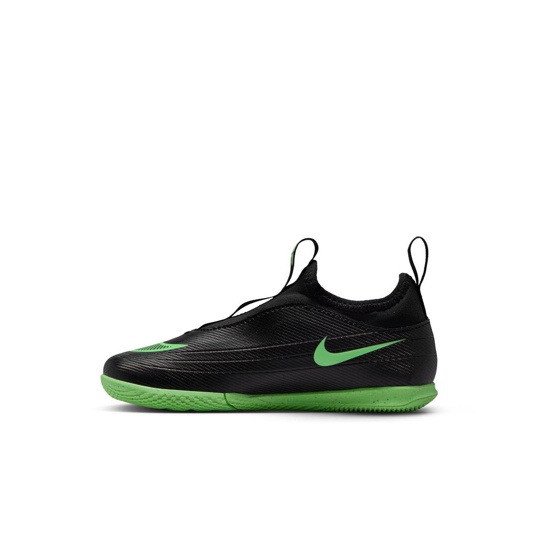 Nike Junior Mercurial Vapor 17 Club Indoor Soccer Shoes black/green