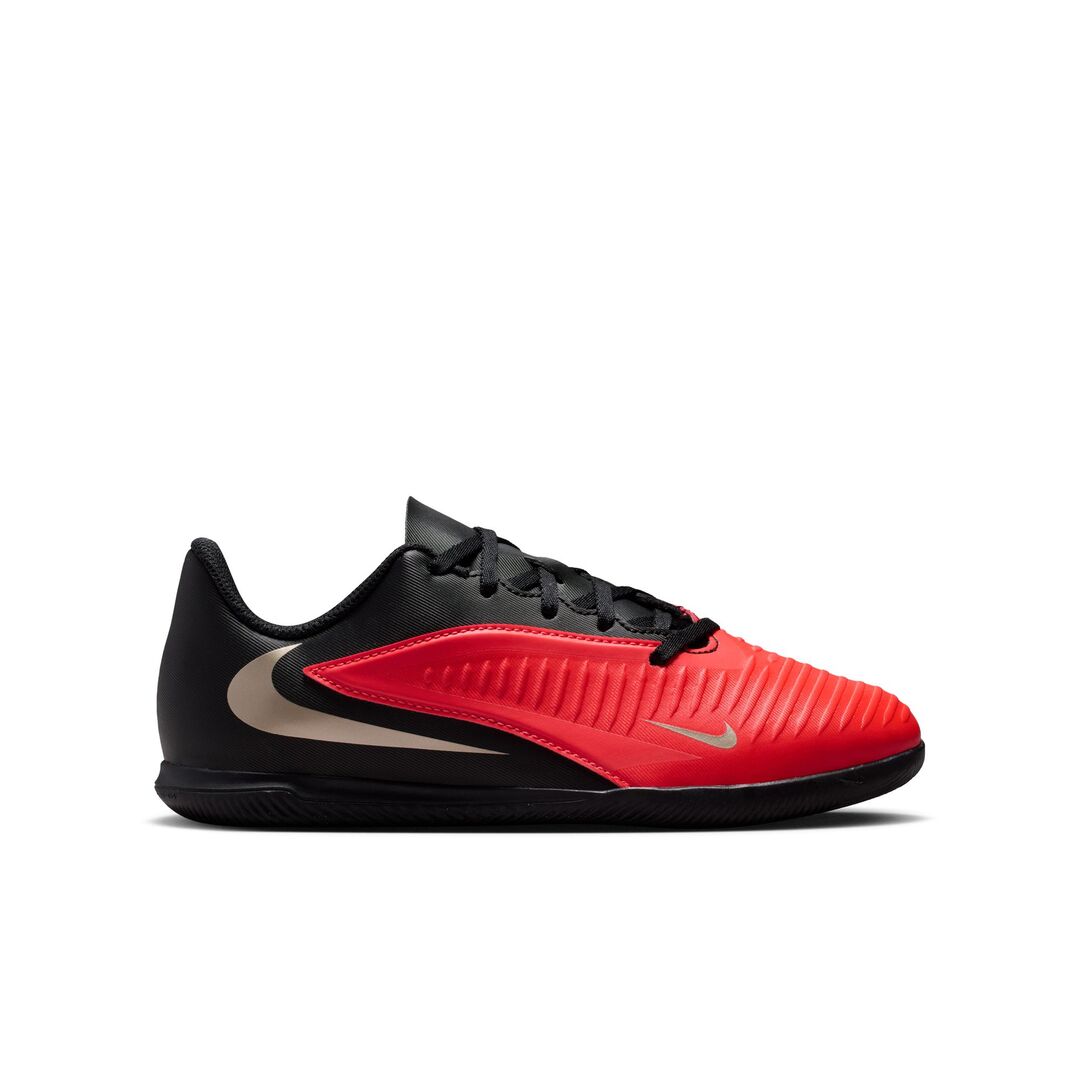 Nike Junior Phantom 6 Club Indoor Soccer Shoes bright red/black