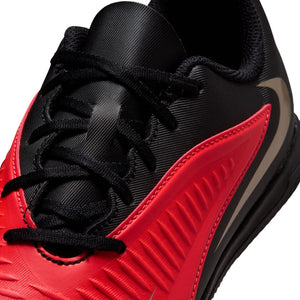 Nike Junior Phantom 6 Club Indoor Soccer Shoes bright red/black